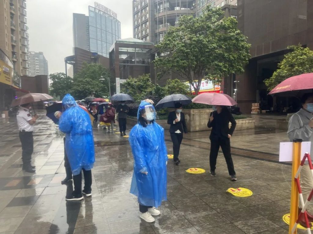 科信戰(zhàn)“疫”系列報道 | 抗“疫”一線黨旗揚，志愿服務顯擔當