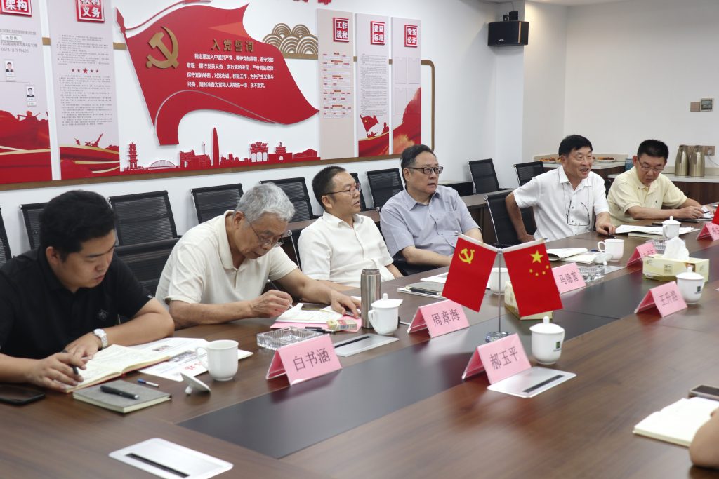 浙江省軌道交通建設(shè)與管理協(xié)會(huì)馬德富會(huì)長一行蒞臨科信考察調(diào)研