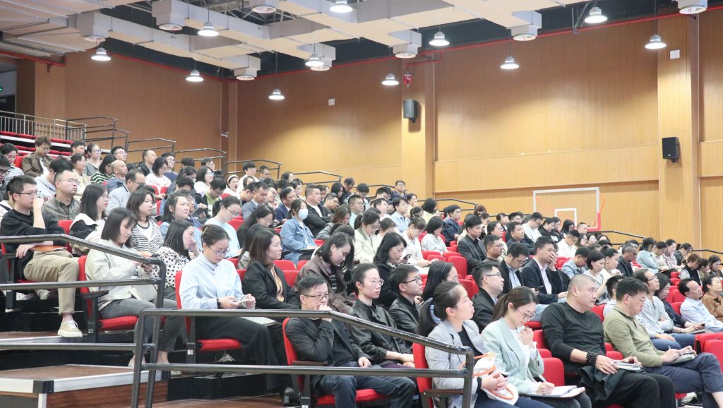 資訊動(dòng)態(tài) | 明紀(jì)知法筑防線 廉潔自律樹新風(fēng)——科信組織員工參加新明街道“紀(jì)法聯(lián)動(dòng)進(jìn)兩新”集中專題授課暨黨員輪訓(xùn)