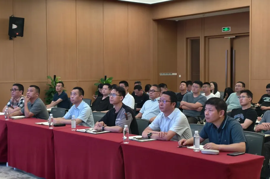 科信聯(lián)合副總經(jīng)理房科紅受邀解析招投標(biāo)新政 賦能海澤公司合規(guī)管理