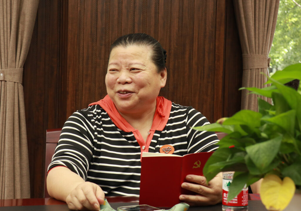 迎七一讀經典 聯(lián)建聚合力 | 科信聯(lián)合黨支部與新暉社區(qū)黨委共赴紅色書香之約