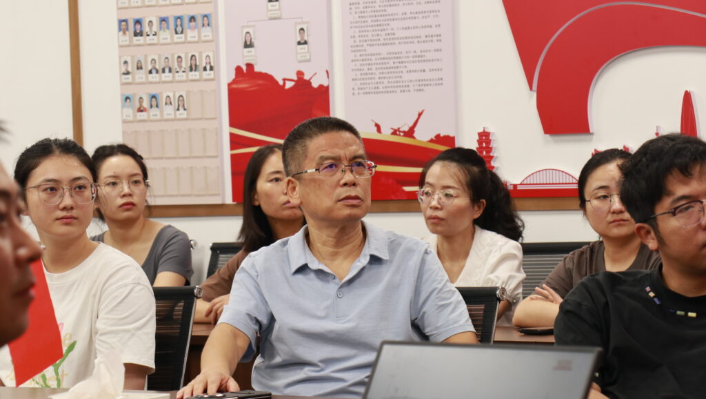 致敬偉大歷史，砥礪奮進(jìn)初心｜科信聯(lián)合觀看抗戰(zhàn)勝利80周年閱兵盛況