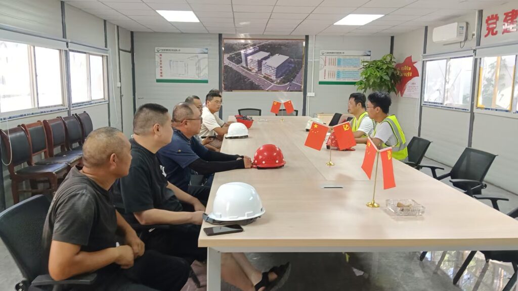 以“質(zhì)”為基 以“監(jiān)”護(hù)航——?科信聯(lián)合監(jiān)理公司2025年“質(zhì)量月”專項(xiàng)巡查筑牢工程品質(zhì)防線